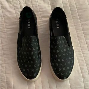 BRAND NEW leather DKNY shoes